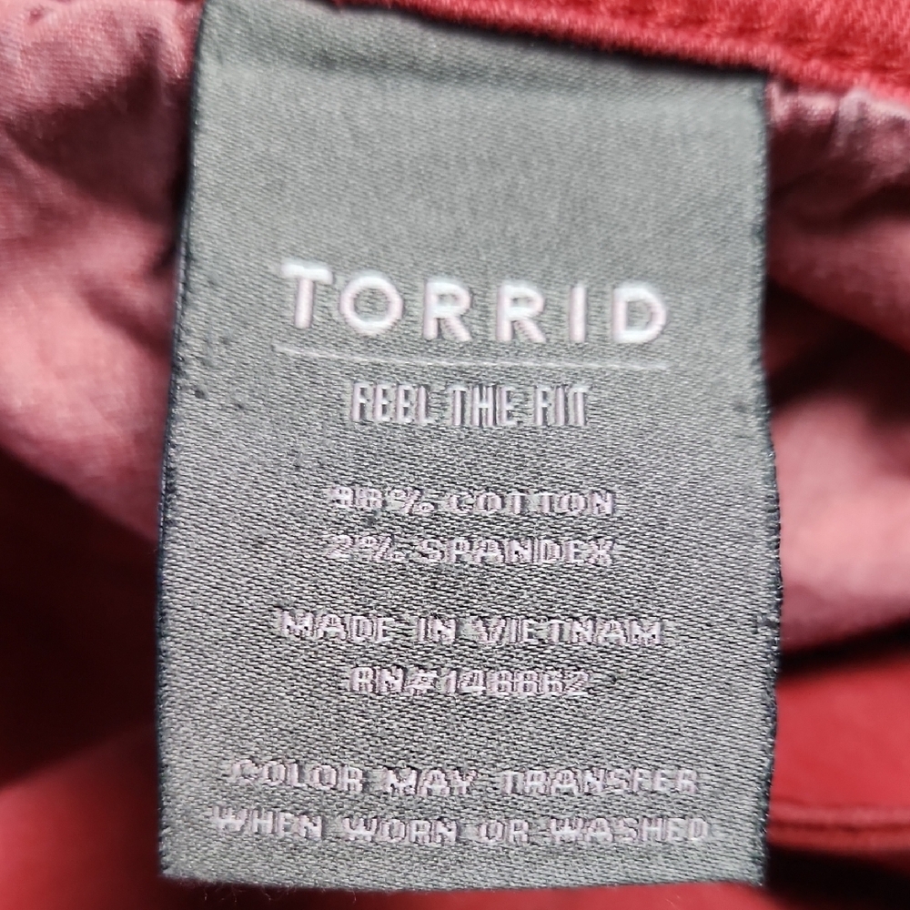 Torrid Dark Red Boyfriend Jeans Size 16R Mid Rise Relaxed Vintage Stretch - Picture 7 of 10